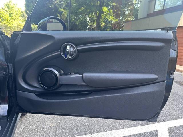 used 2015 MINI Hardtop car, priced at $5,495