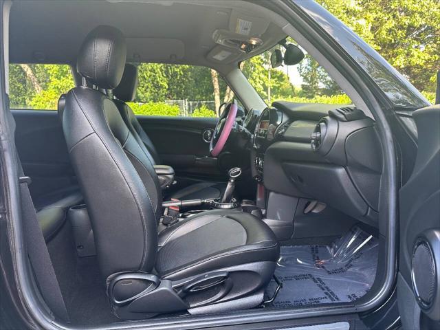 used 2015 MINI Hardtop car, priced at $5,495