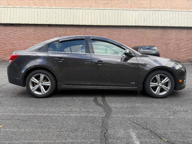 used 2014 Chevrolet Cruze car, priced at $6,495