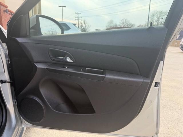 used 2015 Chevrolet Cruze car, priced at $4,495