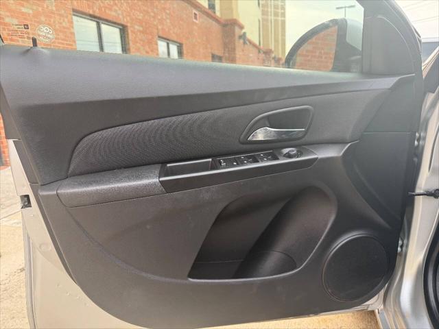 used 2015 Chevrolet Cruze car, priced at $4,495