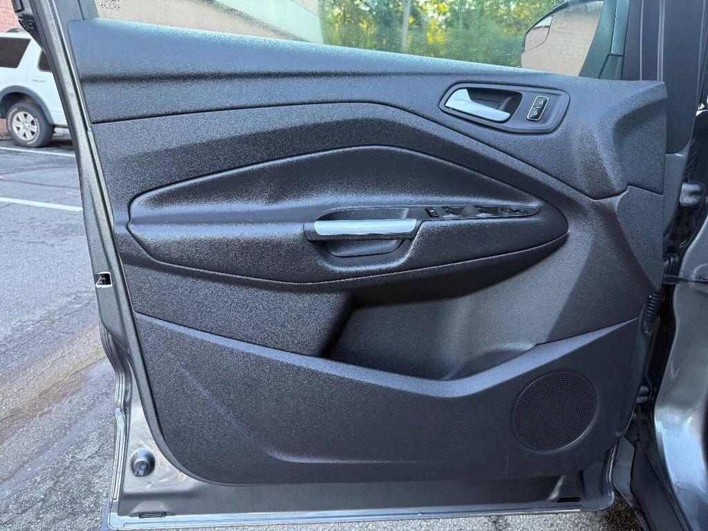 used 2013 Ford Escape car, priced at $5,495