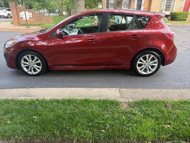 used 2011 Mazda Mazda3 car, priced at $5,495