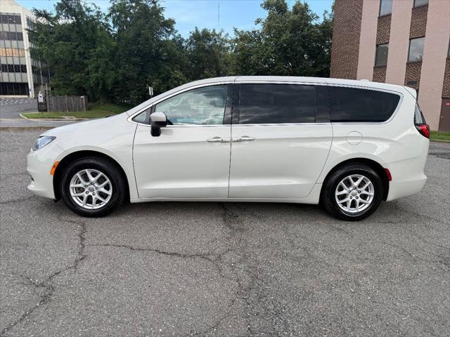 used 2017 Chrysler Pacifica car, priced at $14,995