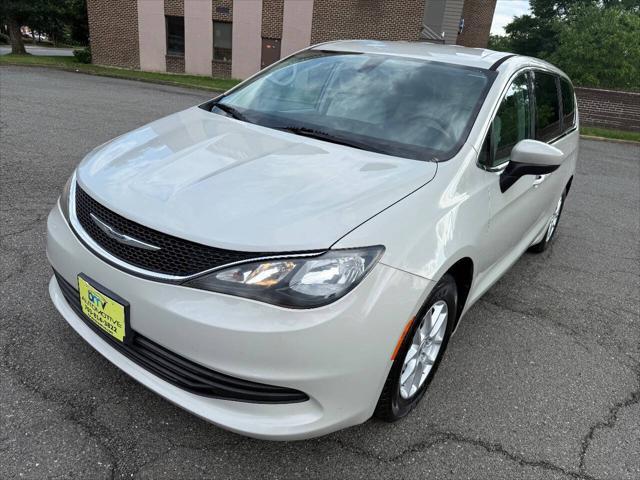 used 2017 Chrysler Pacifica car, priced at $14,995