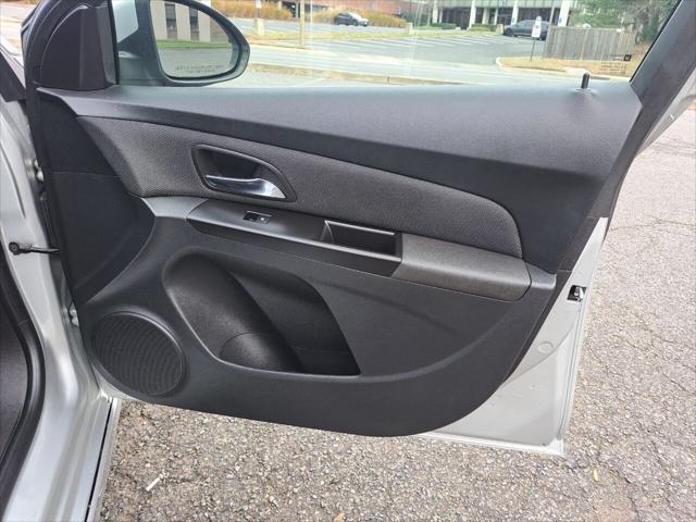 used 2014 Chevrolet Cruze car, priced at $6,495