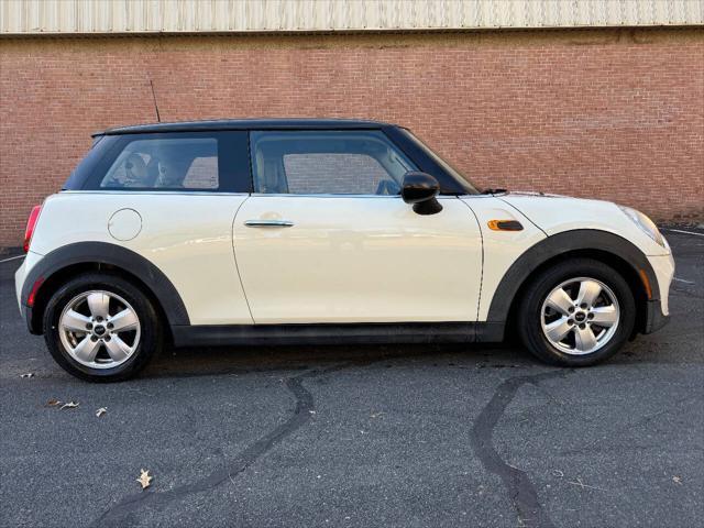 used 2014 MINI Hardtop car, priced at $9,995