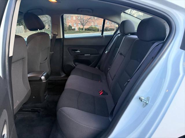 used 2015 Chevrolet Cruze car, priced at $6,495