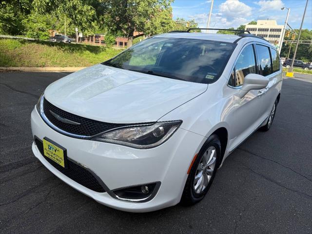 used 2017 Chrysler Pacifica car, priced at $15,995