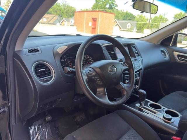 used 2014 Nissan Pathfinder car, priced at $8,495