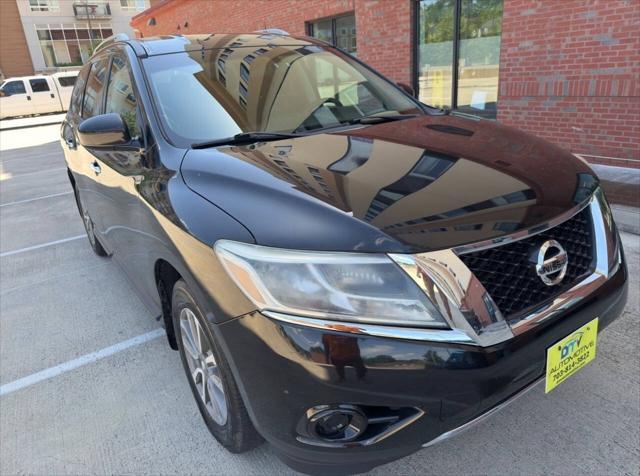 used 2014 Nissan Pathfinder car, priced at $8,495
