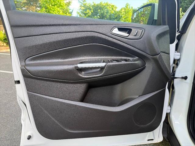 used 2015 Ford Escape car, priced at $7,495