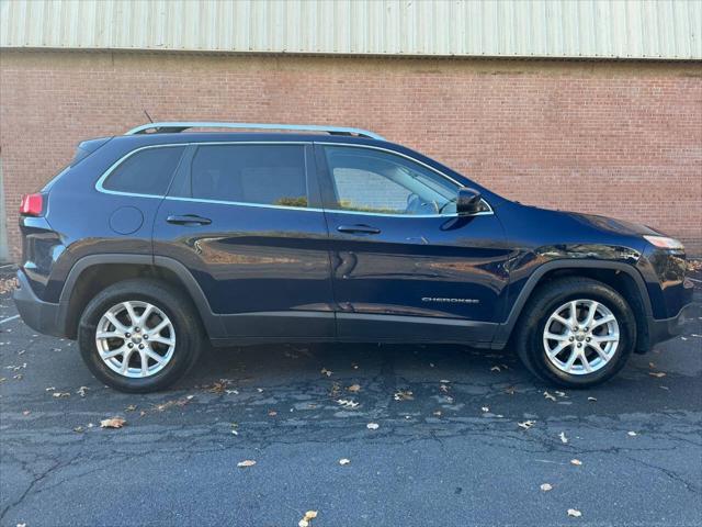 used 2014 Jeep Cherokee car, priced at $6,495