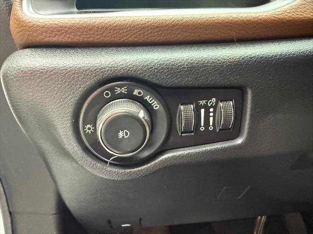 used 2017 Chrysler Pacifica car, priced at $11,995