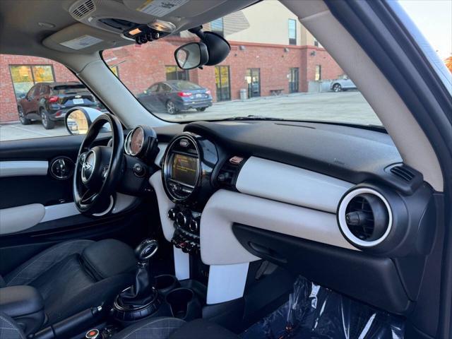 used 2015 MINI Hardtop car, priced at $8,995