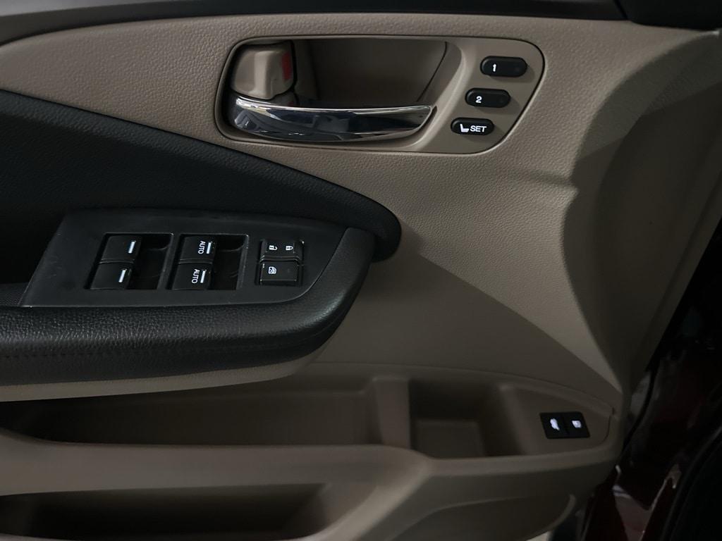 used 2022 Honda Pilot car, priced at $32,888