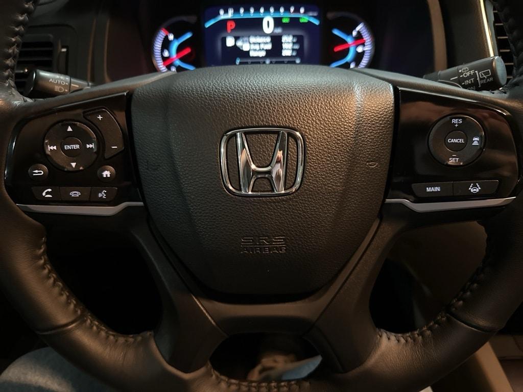 used 2022 Honda Pilot car, priced at $32,888