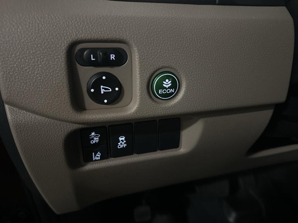 used 2022 Honda Pilot car, priced at $32,888