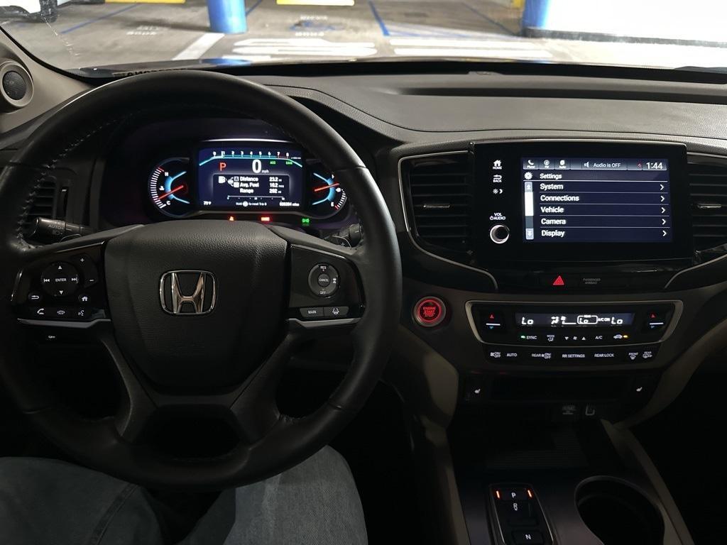 used 2022 Honda Pilot car, priced at $32,888