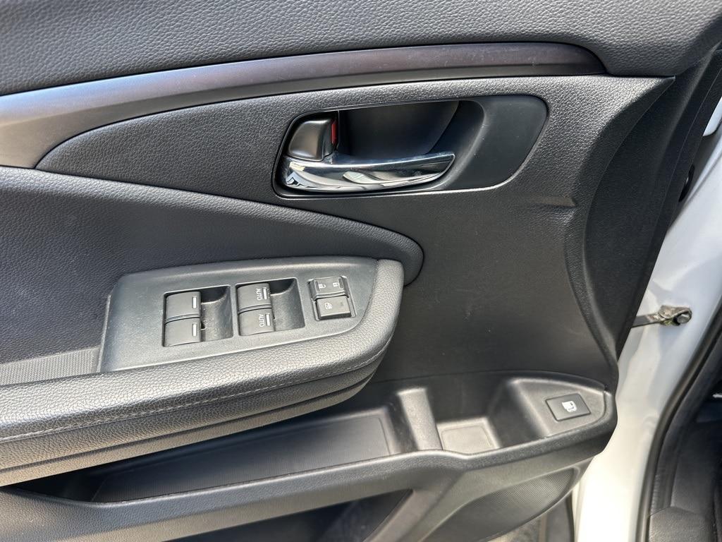 used 2022 Honda Pilot car, priced at $30,888