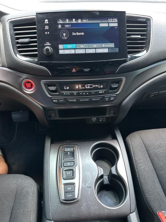 used 2022 Honda Pilot car, priced at $30,888