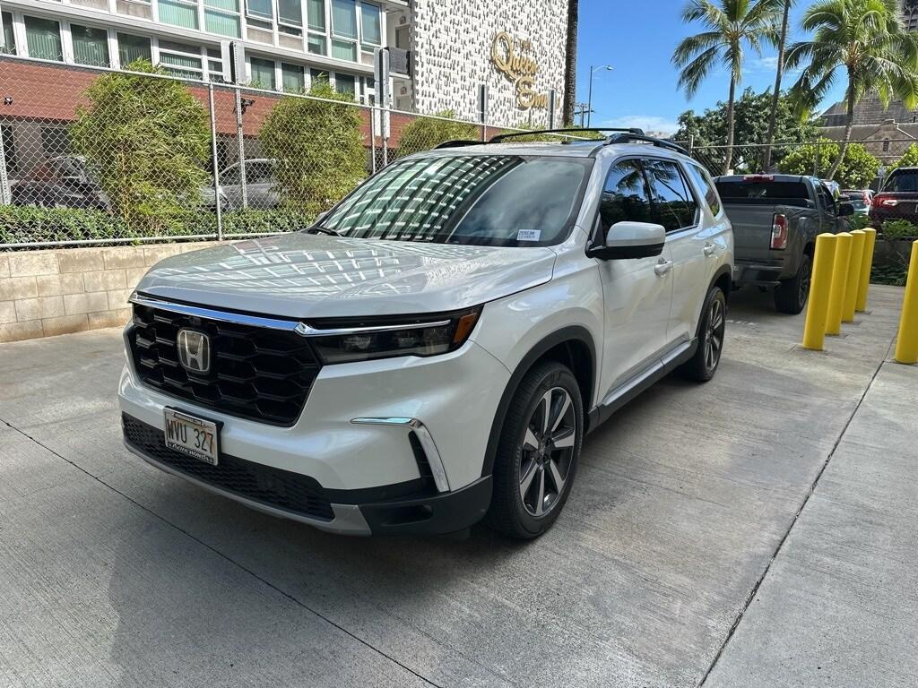 used 2023 Honda Pilot car, priced at $42,888