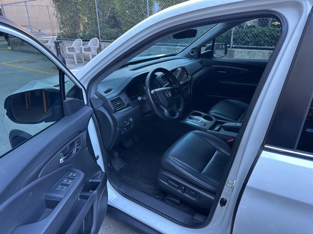 used 2021 Honda Pilot car, priced at $30,888