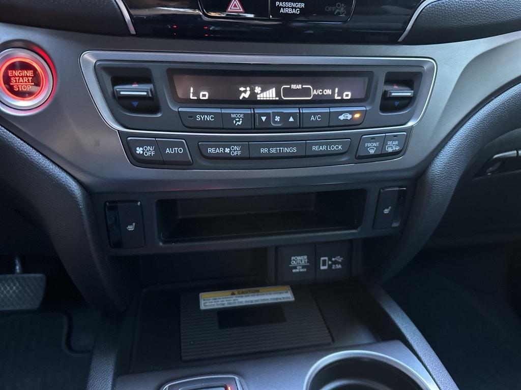 used 2021 Honda Pilot car, priced at $30,888