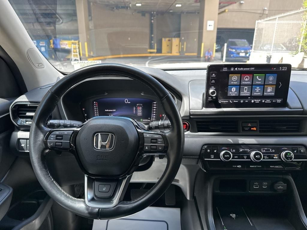 used 2023 Honda Pilot car, priced at $41,555