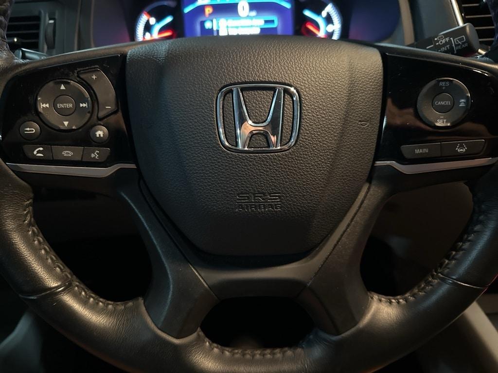 used 2022 Honda Pilot car, priced at $33,888