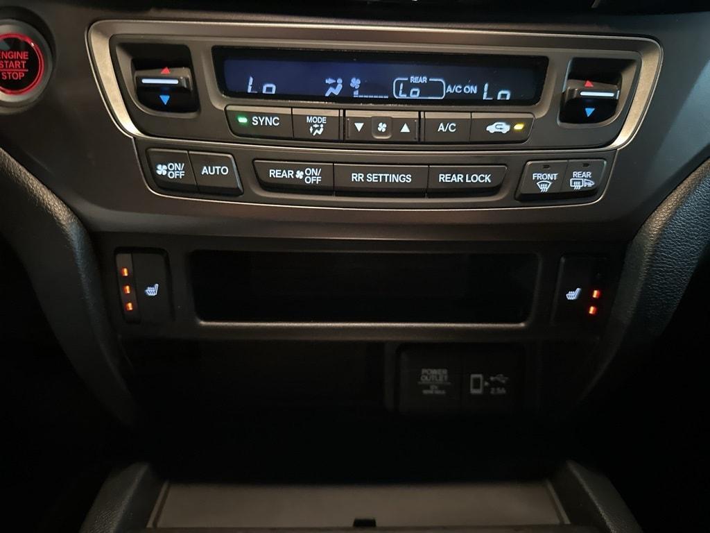 used 2022 Honda Pilot car, priced at $30,888