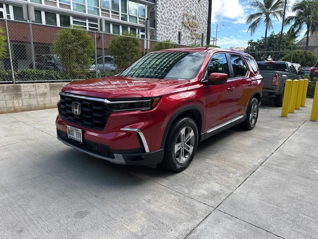 used 2023 Honda Pilot car, priced at $37,888