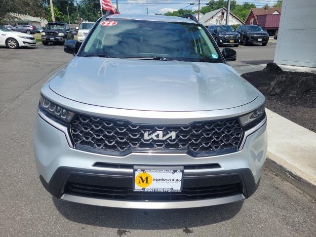 used 2022 Kia Sorento car, priced at $31,987