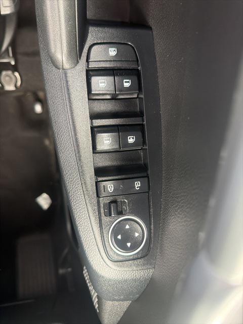 used 2023 Kia Seltos car, priced at $21,489