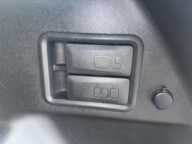used 2022 Chevrolet Equinox car, priced at $25,987