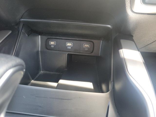 used 2022 Kia Sorento car, priced at $25,158