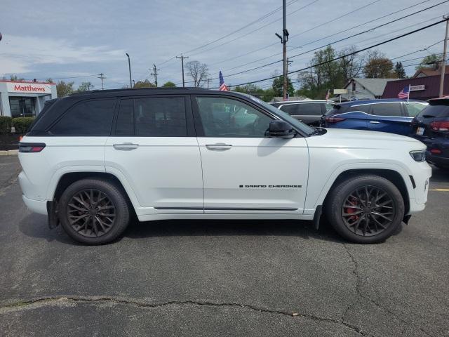 used 2022 Jeep Grand Cherokee car, priced at $43,798