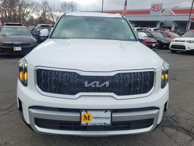 used 2025 Kia Telluride car, priced at $44,759