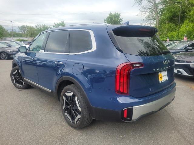 used 2024 Kia Telluride car, priced at $37,954