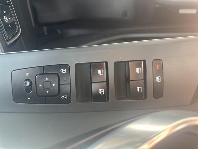 used 2024 Kia Niro car, priced at $27,533