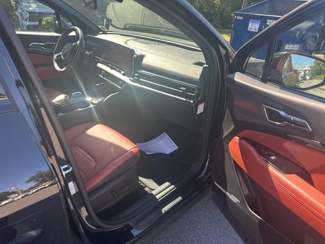 used 2024 Kia Sportage Hybrid car, priced at $34,258