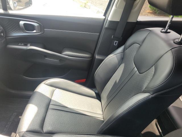 used 2021 Kia Sorento Hybrid car, priced at $24,588