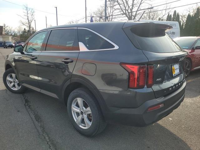 used 2022 Kia Sorento car, priced at $25,875