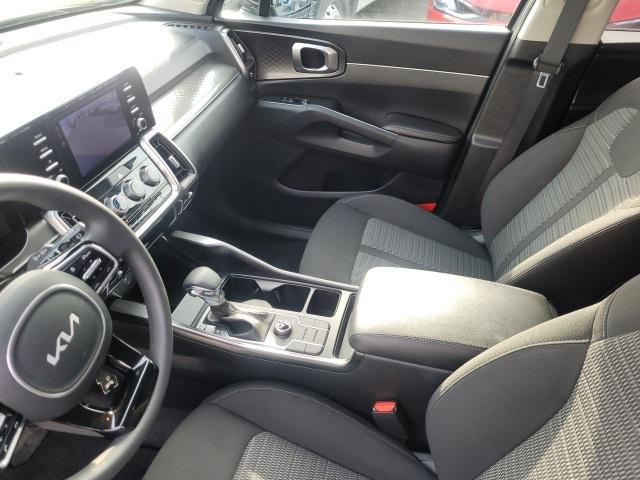used 2022 Kia Sorento car, priced at $25,875