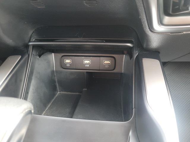 used 2022 Kia Sorento car, priced at $25,875