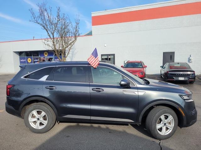 used 2022 Kia Sorento car, priced at $25,875