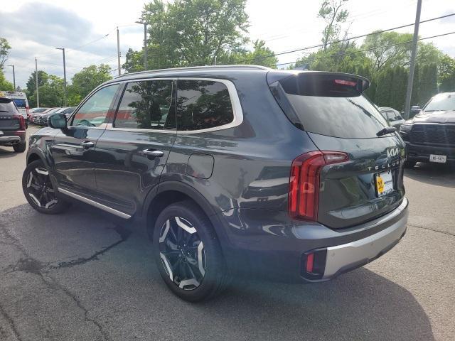 used 2023 Kia Telluride car, priced at $38,000