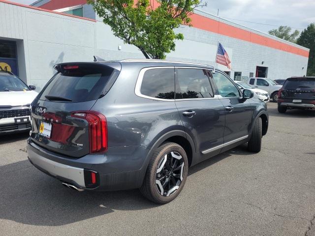 used 2023 Kia Telluride car, priced at $38,000