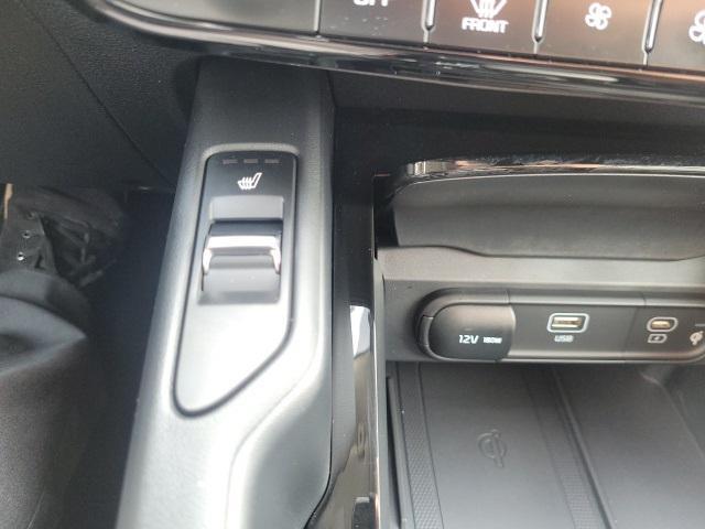 used 2023 Kia Telluride car, priced at $38,000