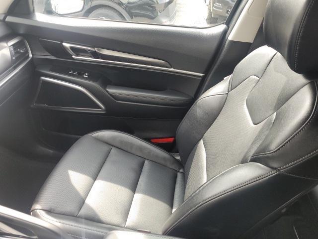 used 2023 Kia Telluride car, priced at $38,000
